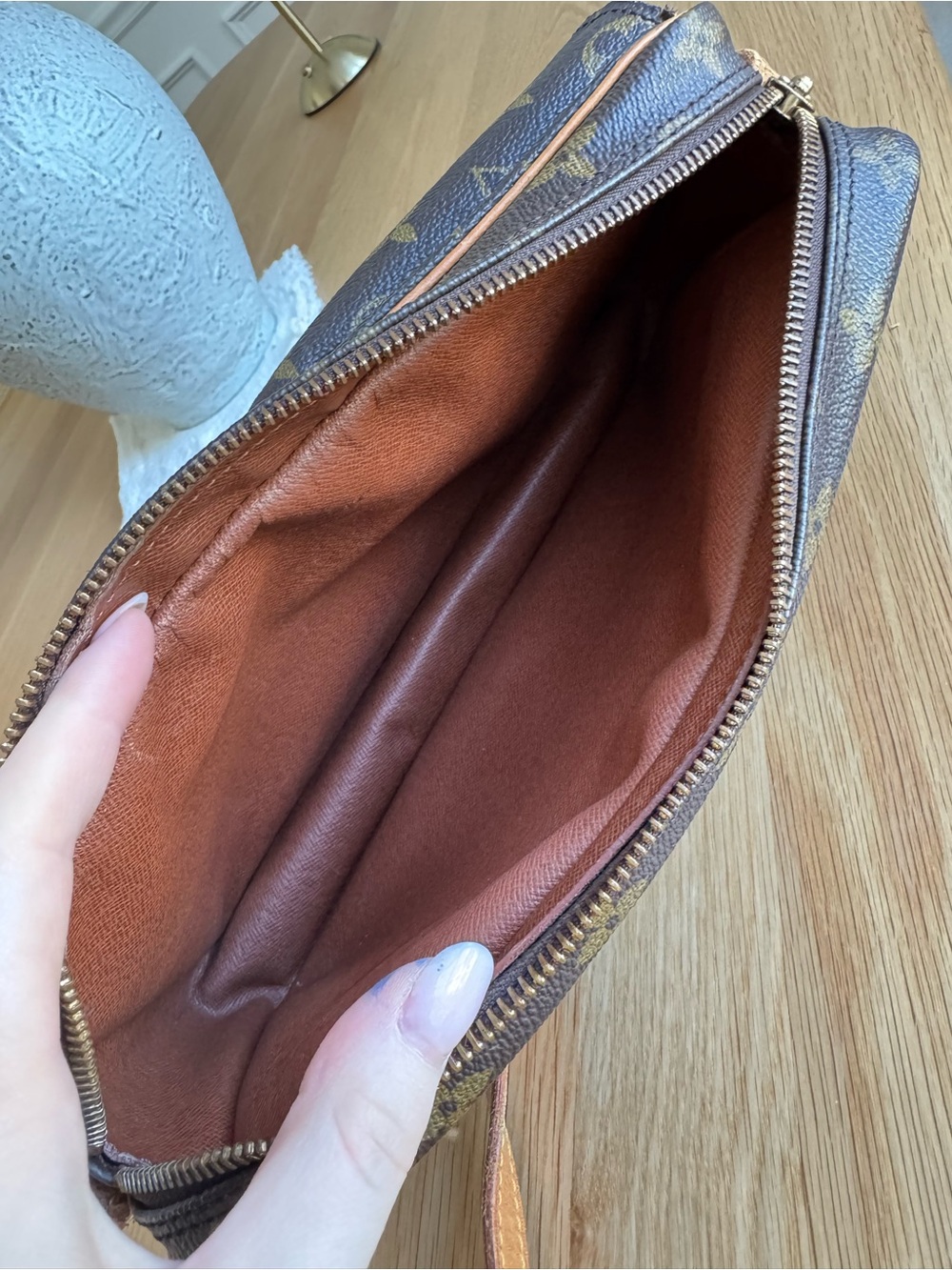 ✅AUTHENTIC✅LOUIS VUITTON SAINT GERMAIN 27 CROASBODY BAG - Picture 10 of 15